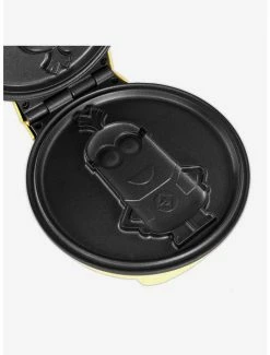 Budget ๐งจ Minions Kevin Uncanny Brands Waffle Maker ๐คฉ 8 Budget ๐งจ Minions Kevin Uncanny Brands Waffle Maker ๐คฉ -Furniture Outlet Store 19365075 av2