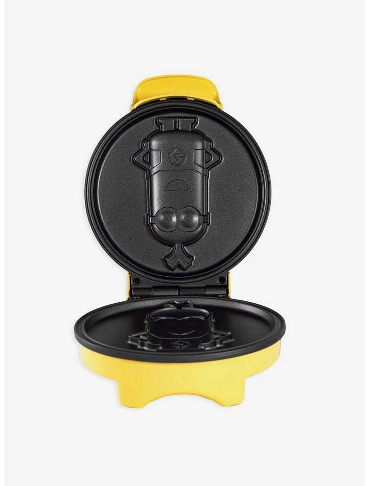 Budget ๐งจ Minions Kevin Uncanny Brands Waffle Maker ๐คฉ 4 Budget ๐งจ Minions Kevin Uncanny Brands Waffle Maker ๐คฉ - Image 4