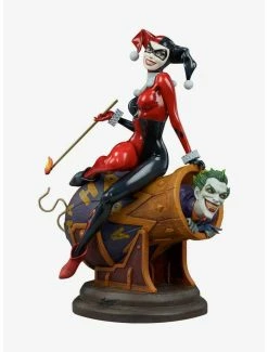 Hot Sale 🛒 Harley Quinn and The Joker Diorama by Sideshow Collectibles 🌟